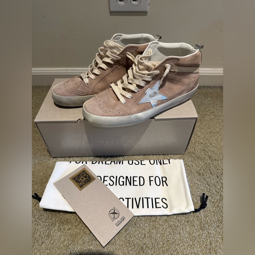 Women’s Golden Goose Midstar, size 38 in Powder Pink with Silver Star. NIB!